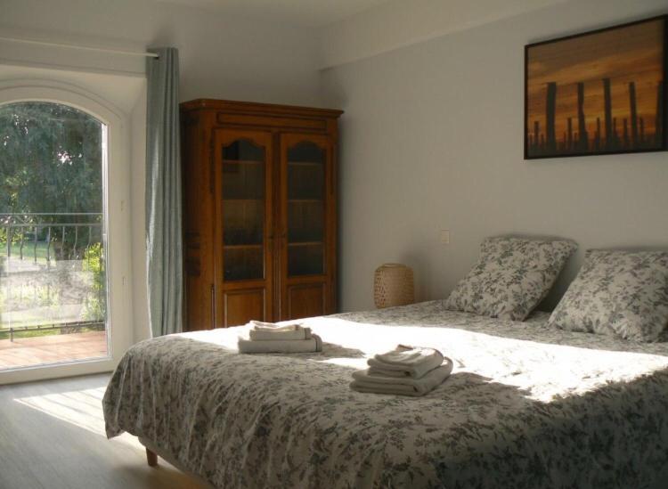 Maison Calme Au Coeur Des Vignes Sainte-Colombe  Экстерьер фото